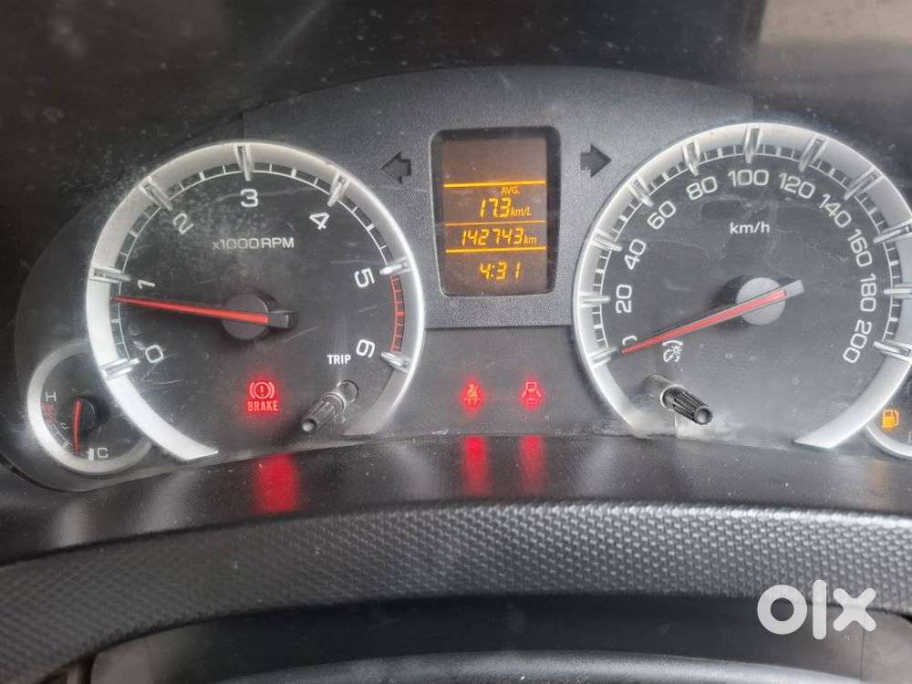 Maruti Suzuki Swift Dzire Vdi Bsiv, 2015, Diesel