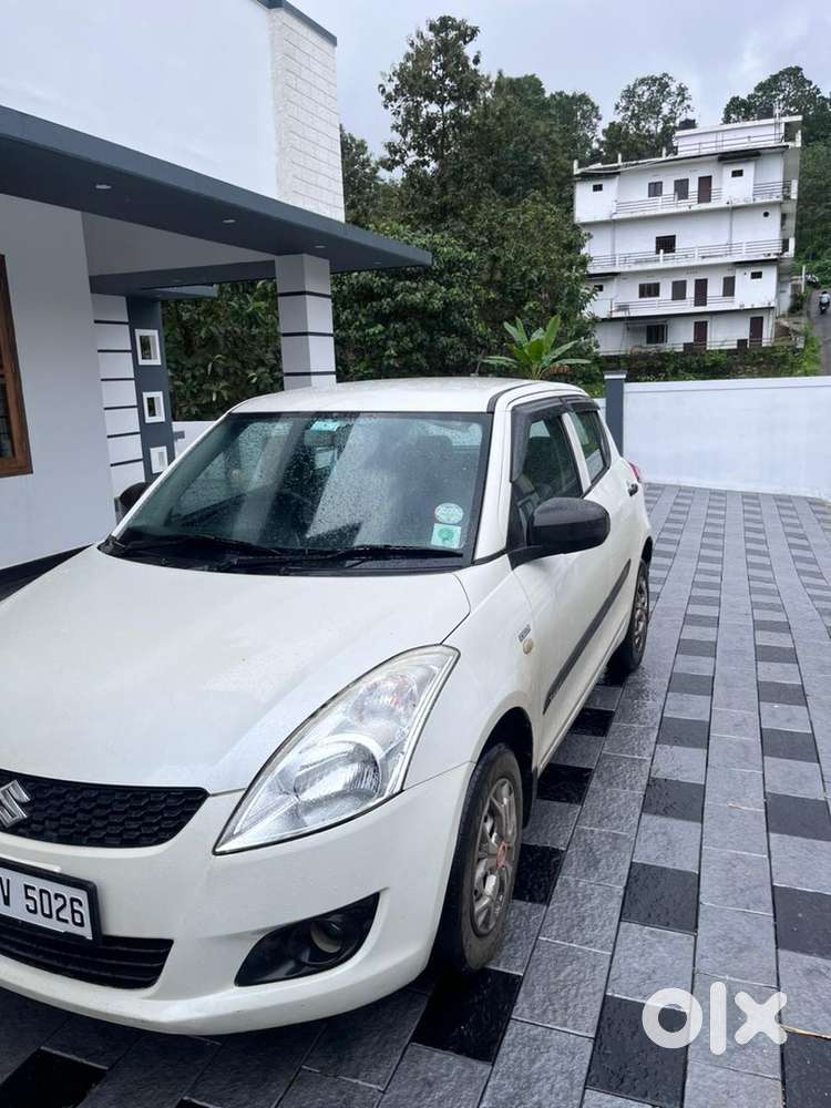 Maruti Suzuki New-gen Swift 2012 Diesel Well Maintained