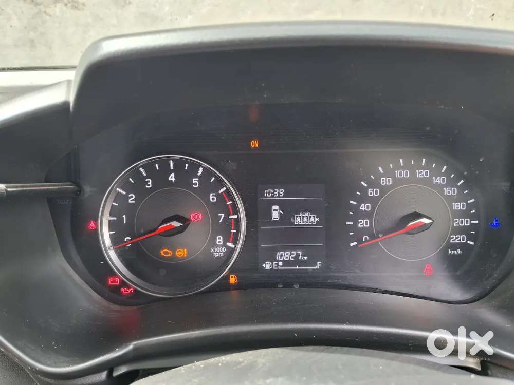 Swift 2024 Petrol  Single Owner  Like New  10,800 Km