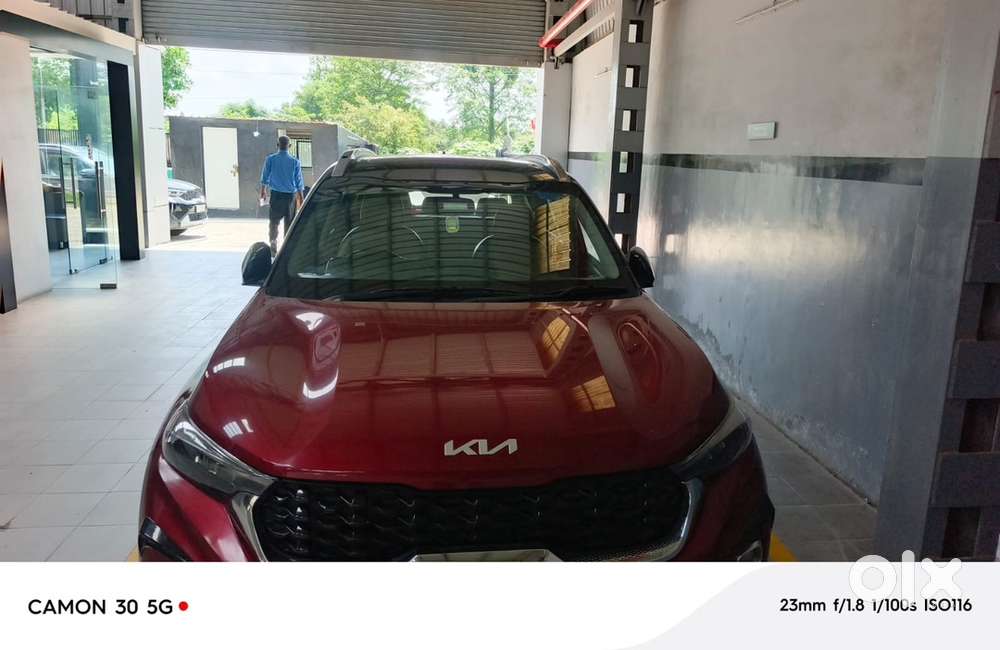 Kia Sonet Petrol 2021 With 27500 Km