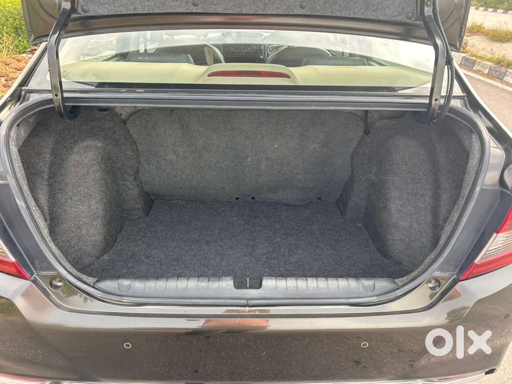 Honda Amaze Petrol 2023
