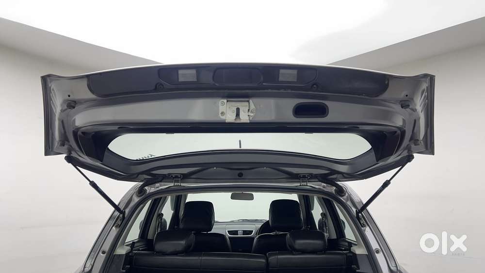 Maruti Suzuki Swift 1.2 Lxi (o), 2017, Petrol