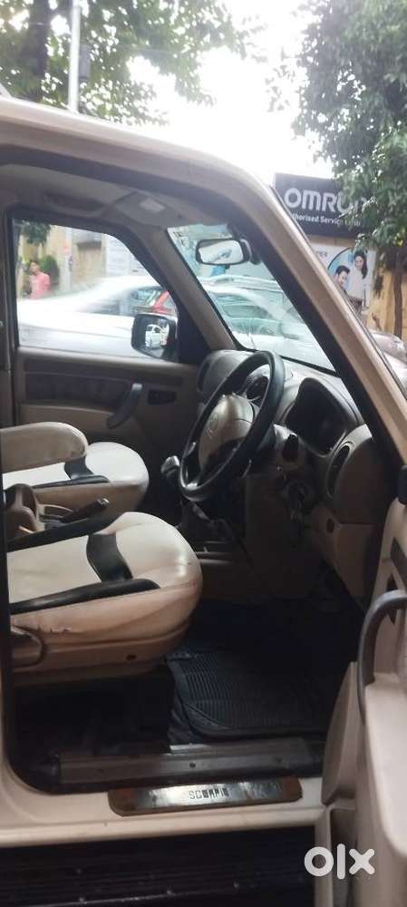 Mahindra Scorpio Vlx 2wd Airbag Bsiv, 2014, Diesel