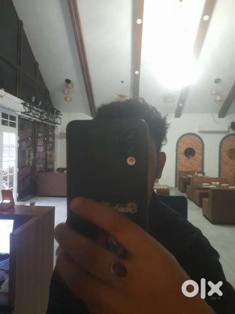Samsung m12 4gb 64 gb