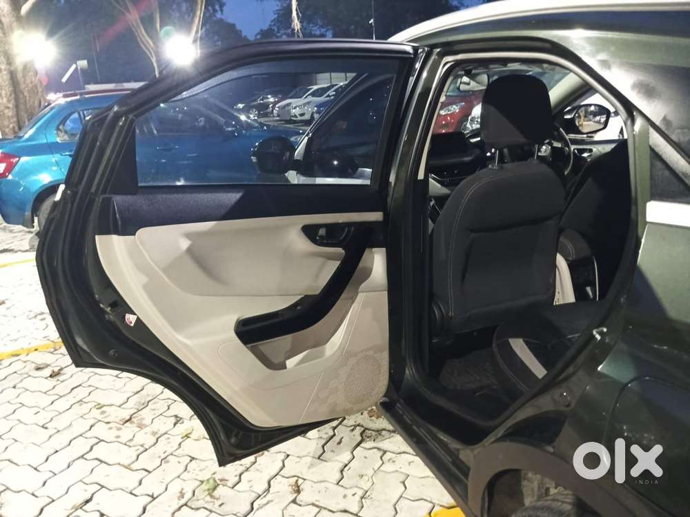 Tata Nexon 1.2 Revotron Xz Plus, 2020, Petrol