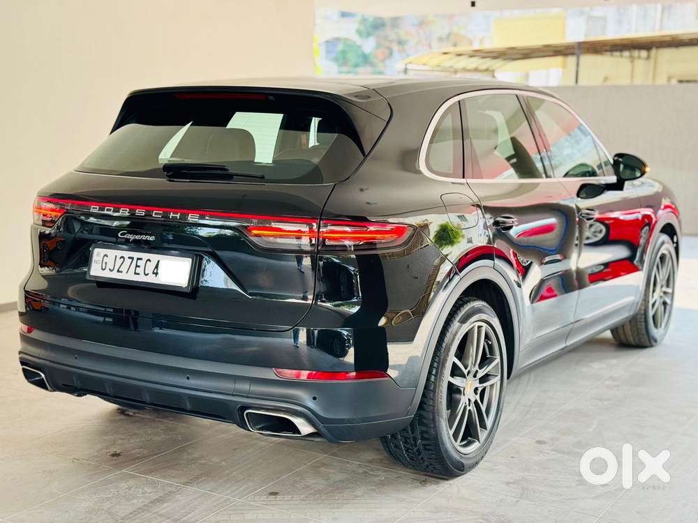 Porsche Cayenne Base, 2023, Petrol