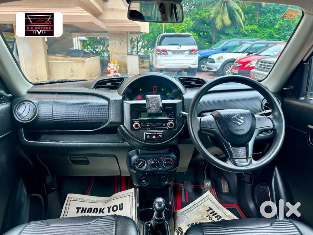 Maruti Suzuki S-presso Vxi, 2023, Petrol