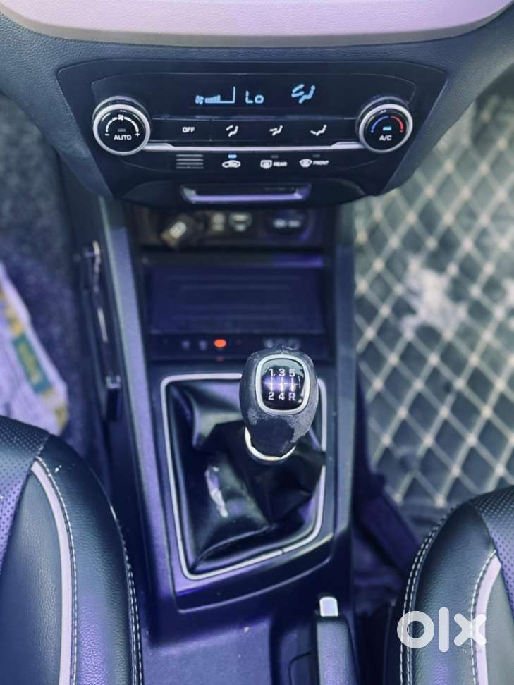 Hyundai I20 Asta (o) 1.2 Mt, 2020, Petrol