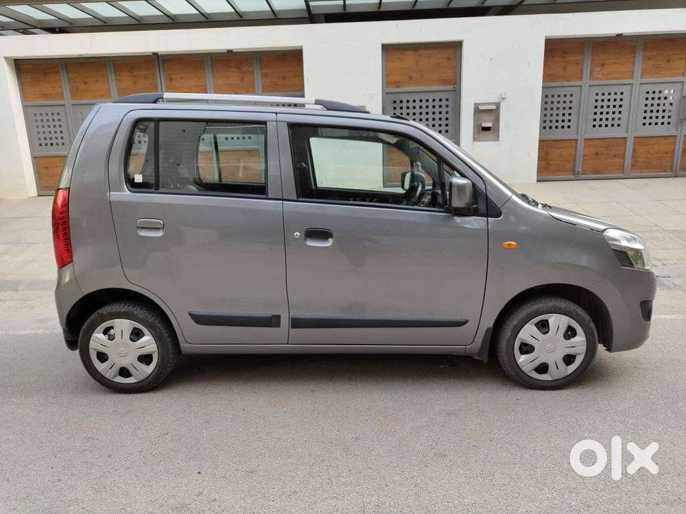Maruti Suzuki Wagon R Vxi Amt Opt, 2017, Petrol
