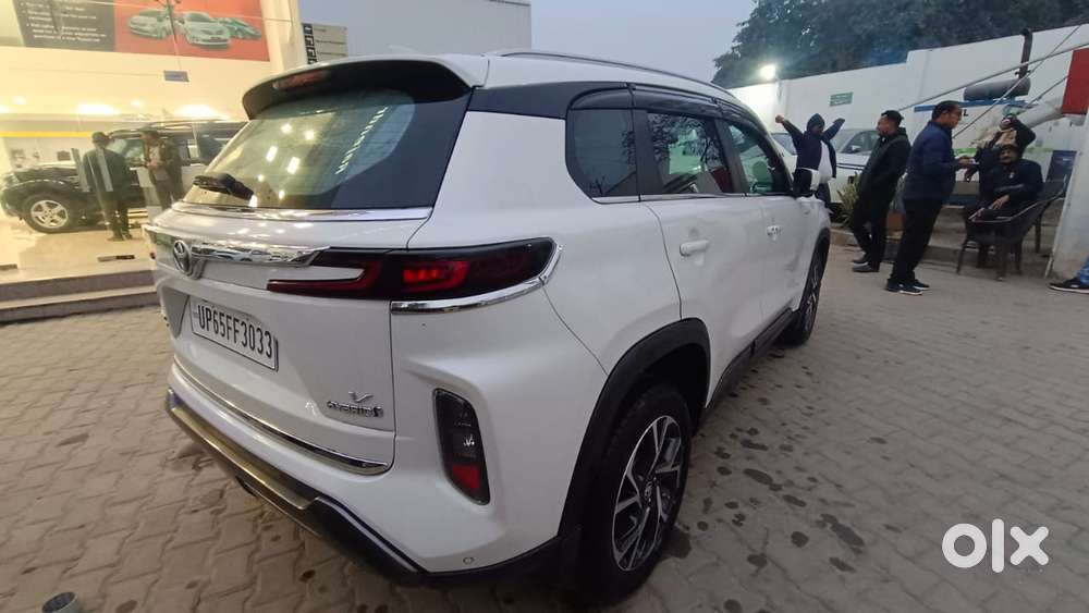 Toyota Urban Cruiser Hyryder 1.5 V Hybrid, 2024, Petrol