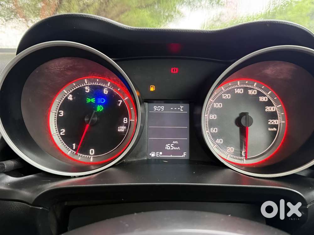 Maruti Suzuki Swift Zxi Plus Dual Tone, 2020, Petrol
