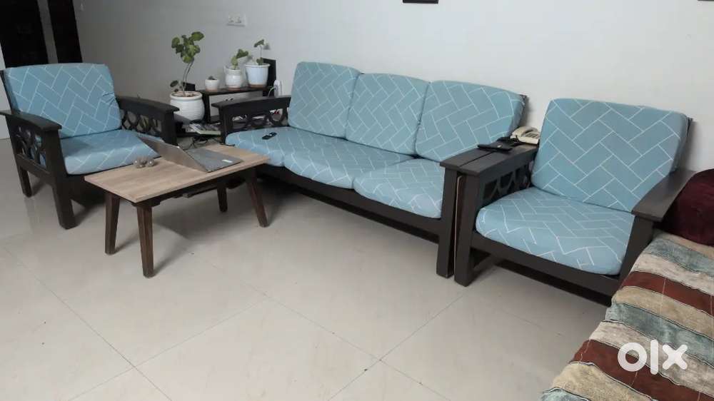 5 seater sofa