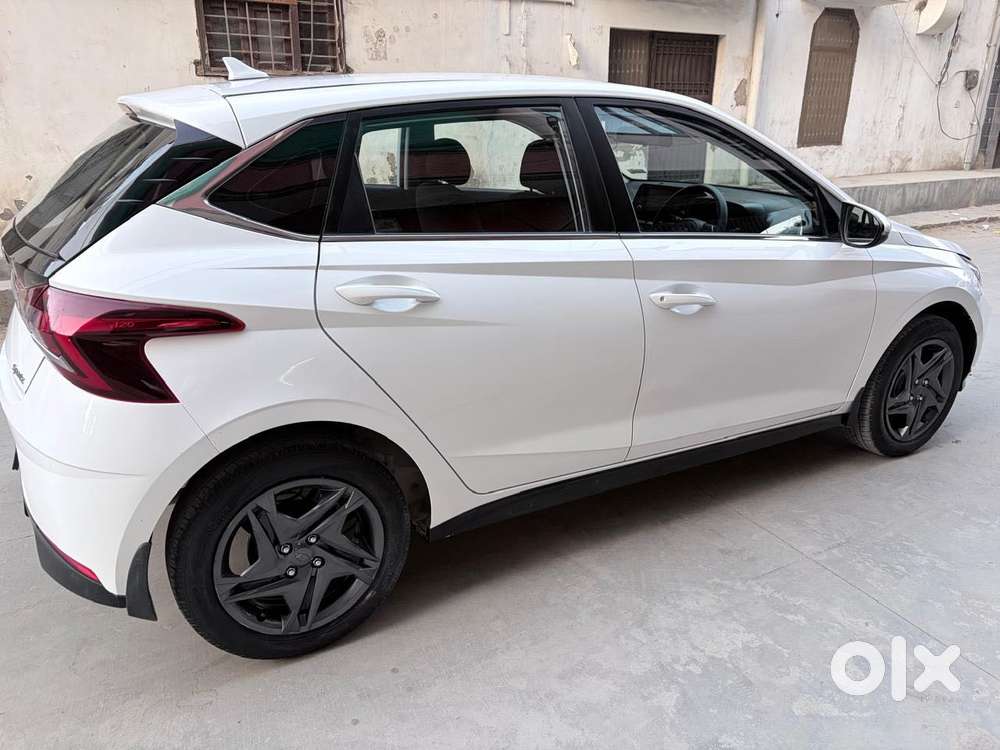 Hyundai I20 Sportz 1.2 Mt, 2023, Petrol