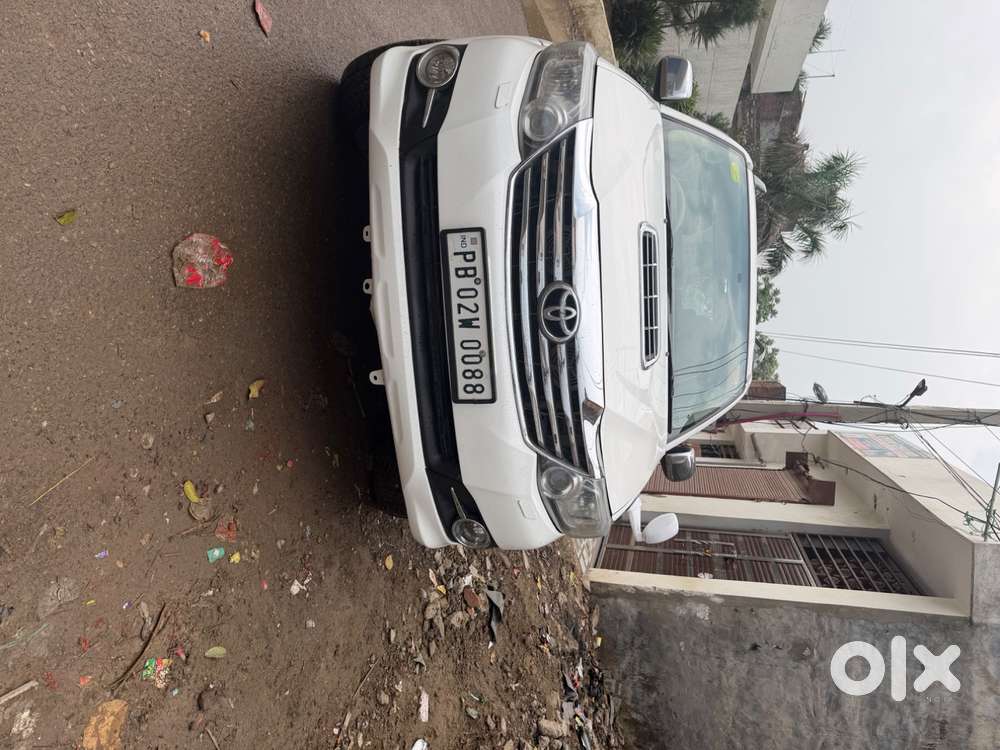 Toyota Fortuner 2011 Diesel Well Maintained