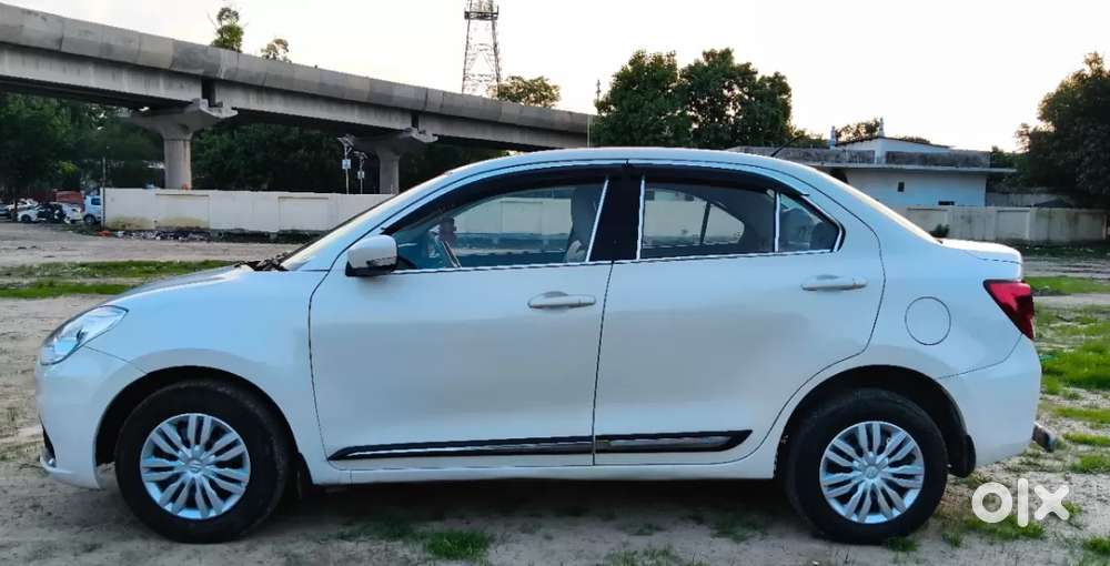 Maruti Suzuki Dzire 1.2 Vxi, 2021, Petrol