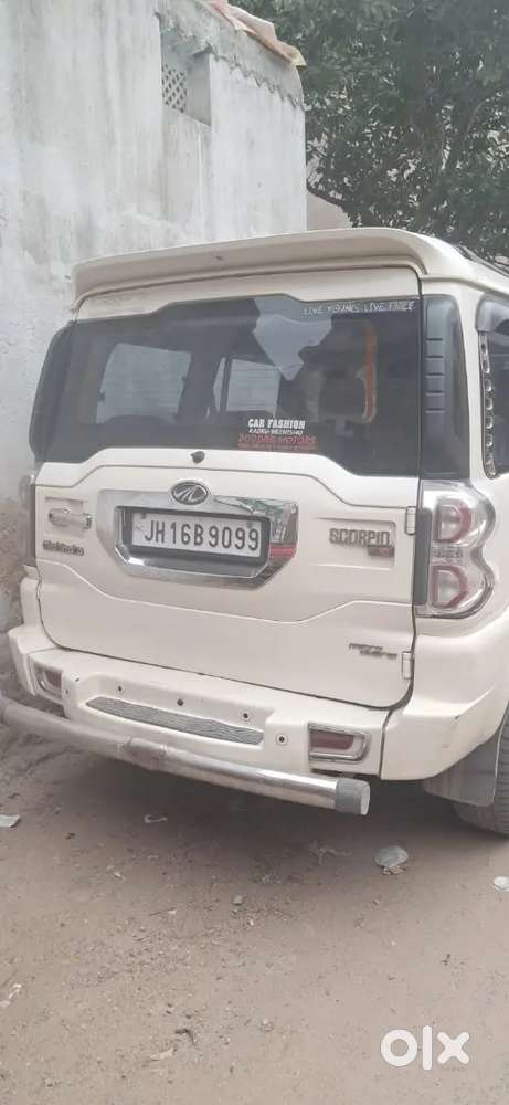Mahindra Scorpio Classic 2015