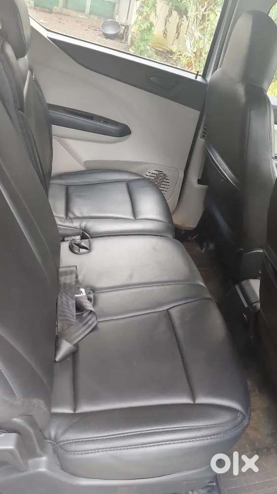 Renault Triber Rxt 2019 Showroom Service