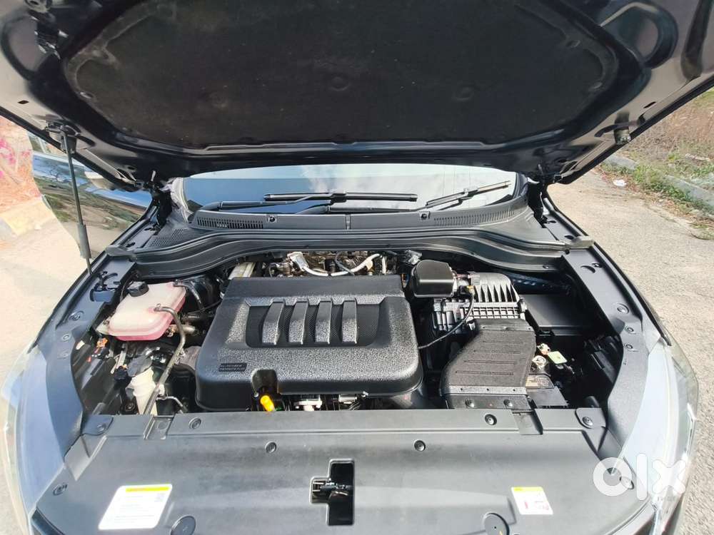 Mahindra Xuv700 Ax7 Luxury Pack Awd, 2024, Diesel