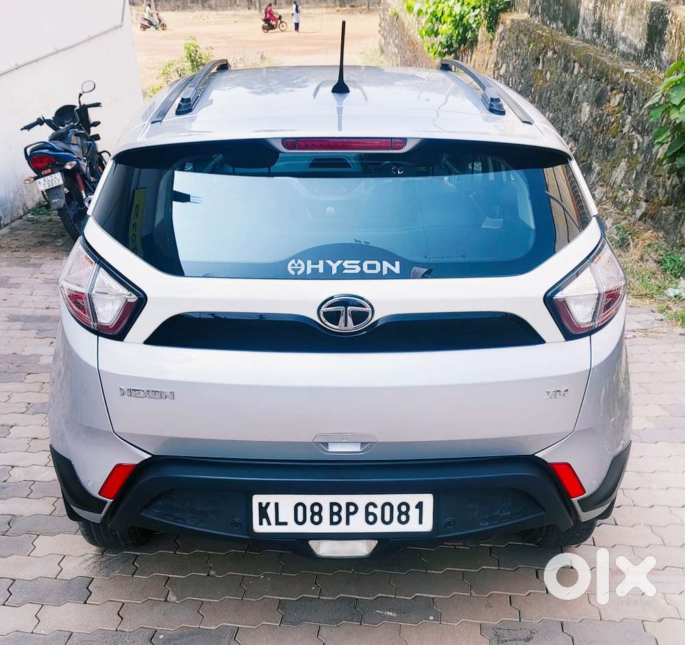 Tata Nexon 1.2 Revotron Xm (s), 2018, Petrol