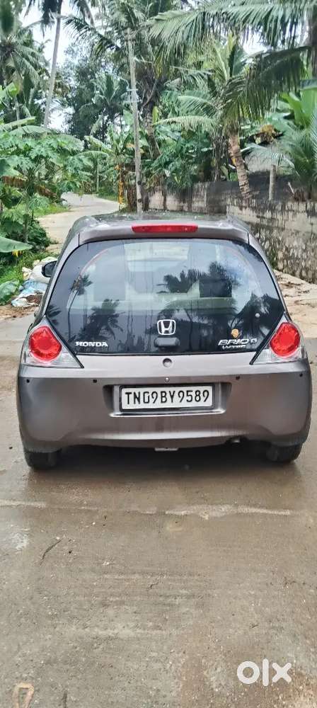 Honda Brio 2015 Petrol 74500 Km Driven