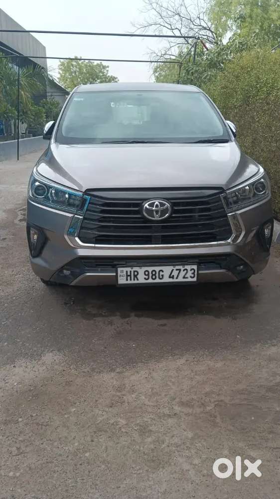 Toyota Innova Crysta 2022 Petrol Well Maintained