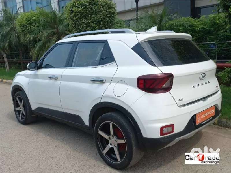 Hyundai Venue 1.0 Sx (o) Turbo Dct, 2019, Petrol