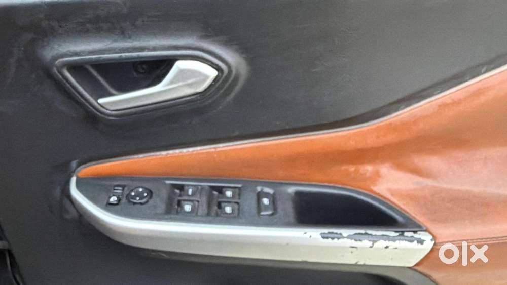 Nissan Magnite 1.0 Xv, 2021, Petrol