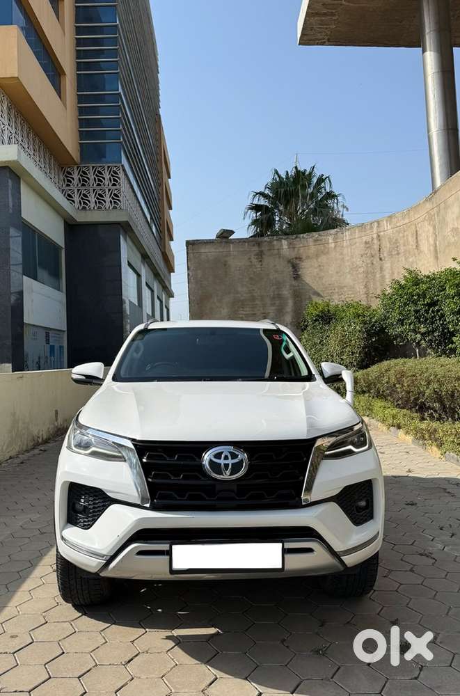 Toyota Fortuner Diesel 2017 4x4 Facelifted 2025
