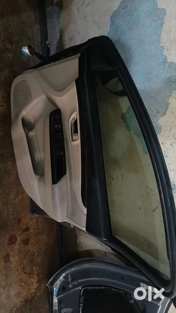 Maruti Ciaz Zxi Plus 2015 All Parts Available