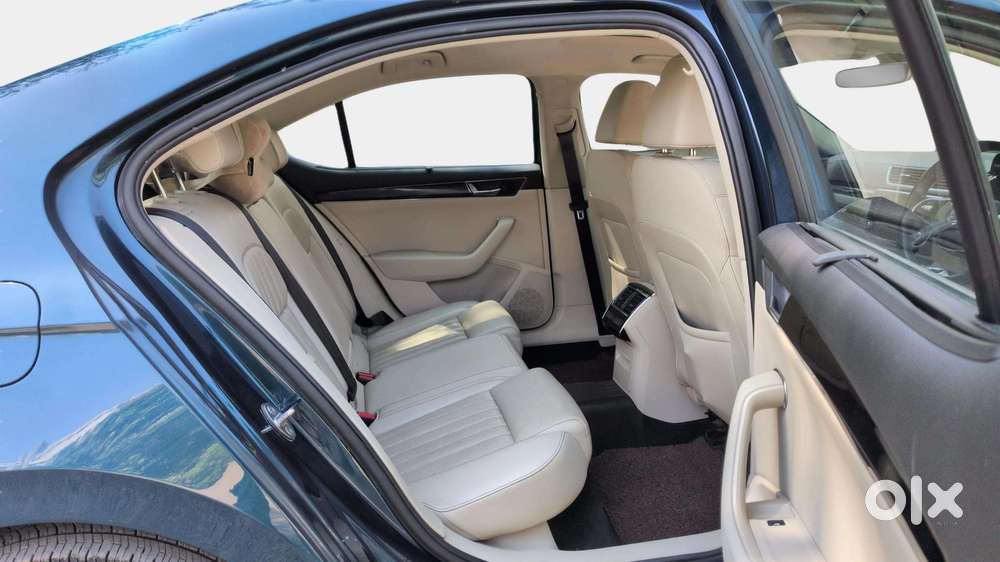 Skoda Superb 2.0 L&k Tsi At, 2020, Petrol