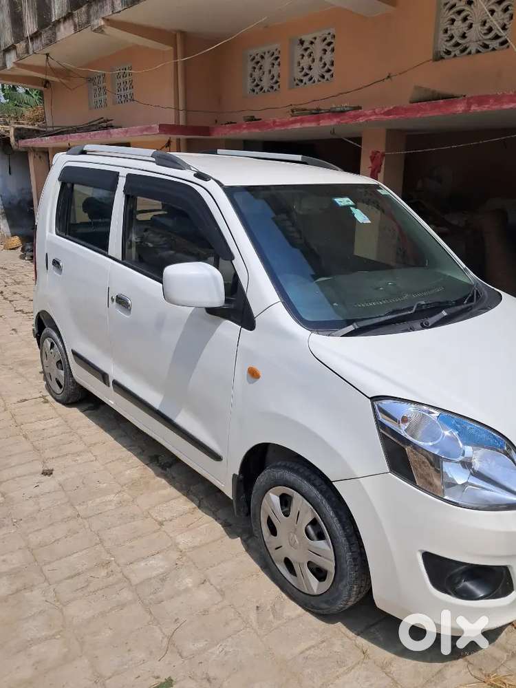 Maruti Suzuki Wagon R 2015 Petrol 120000 Km Driven 22km Per Liter