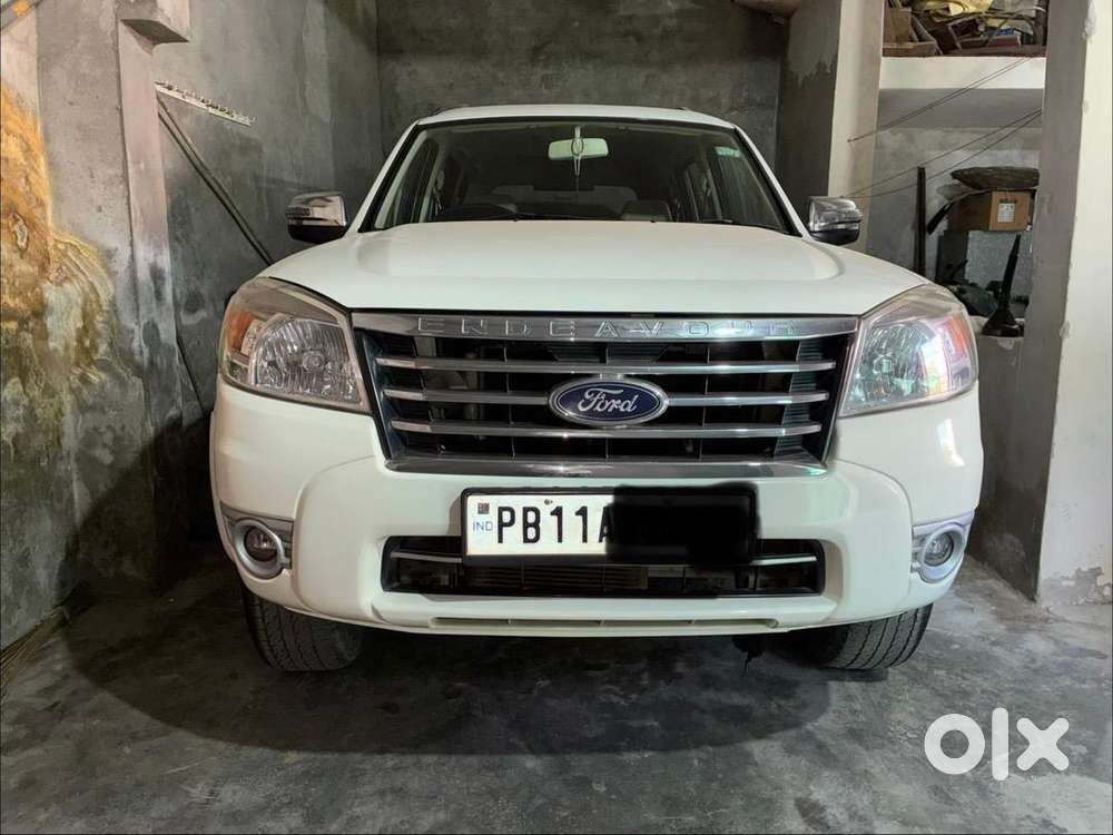 Ford Endeavour 2012 Diesel 147800 Km Driven