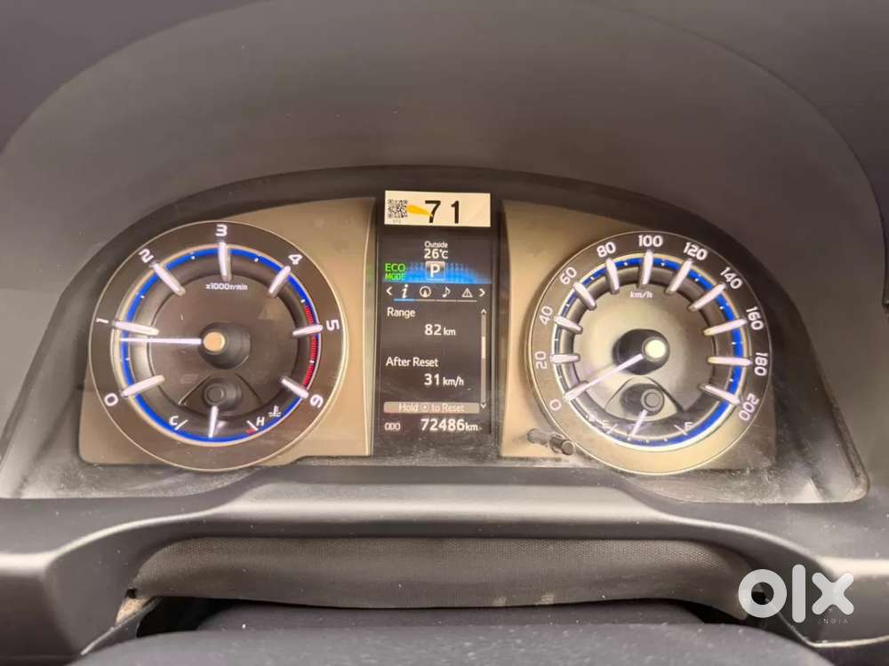 Toyota Innova Crysta 2.8 Zx At 7 Seater, 2017, Diesel