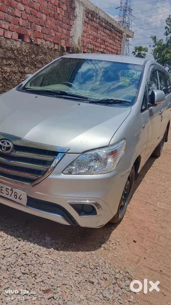 Toyota Innova 2.5g 2012 September
