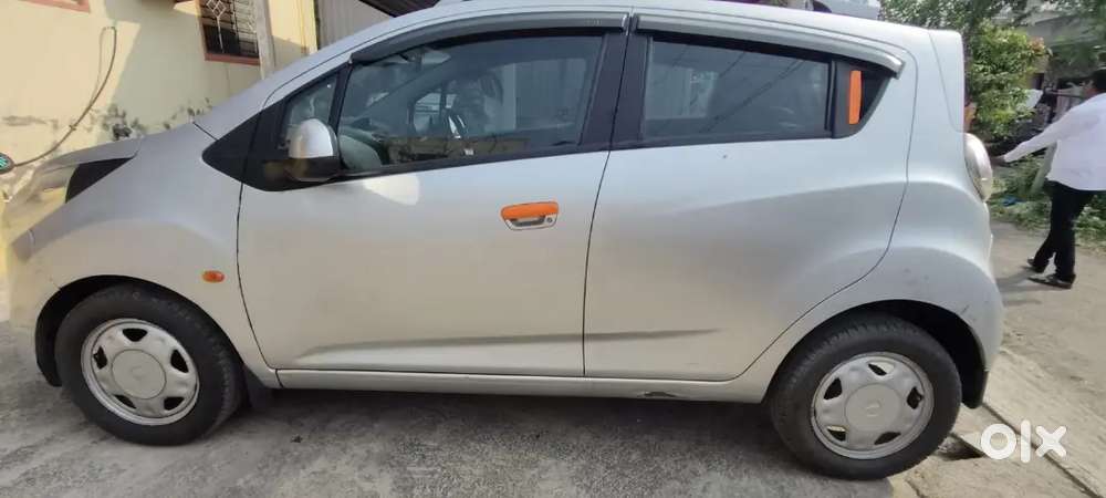 Chevrolet Beat Lt Petrol 2012