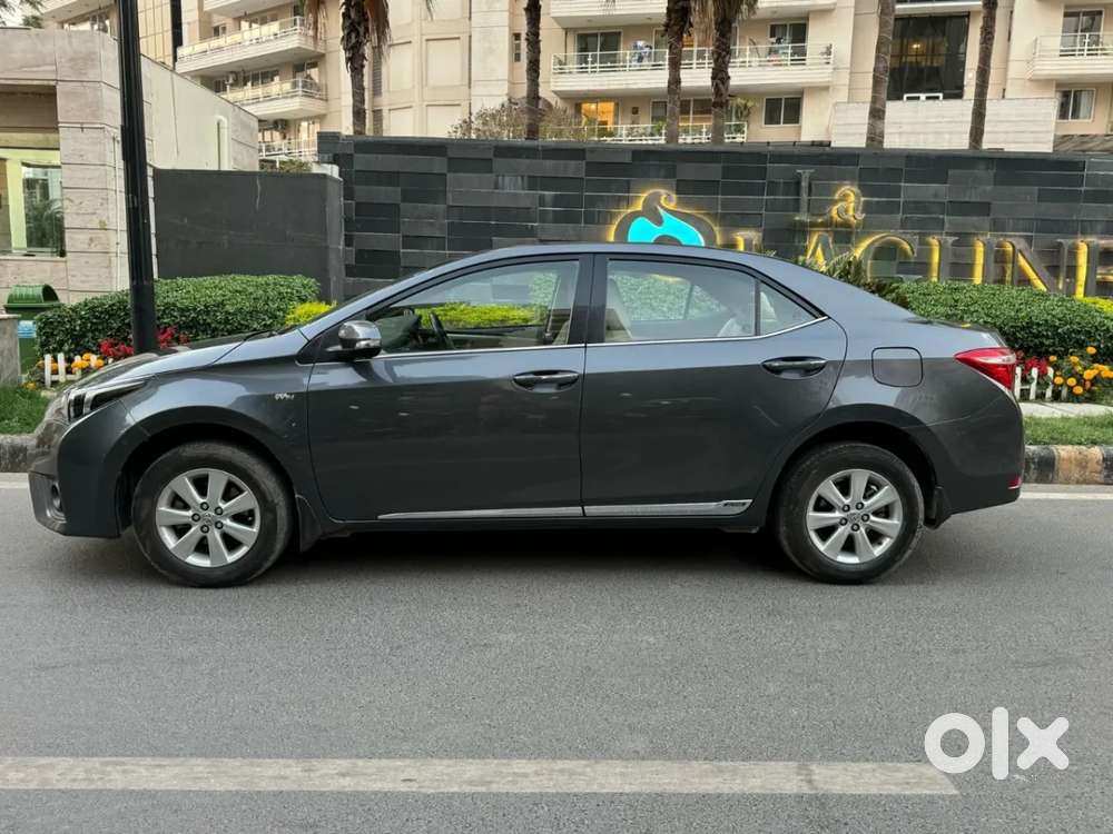 Toyota Corolla Altis 1.8 G, 2015, Petrol