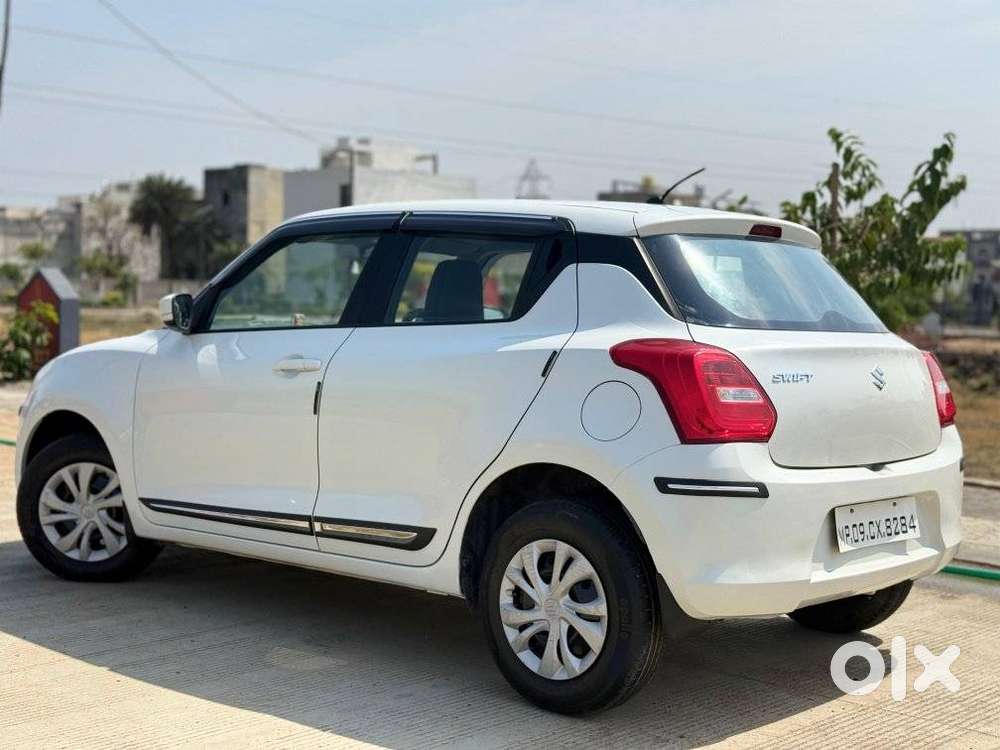 Maruti Suzuki Swift Vxi + Manual, 2018, Petrol