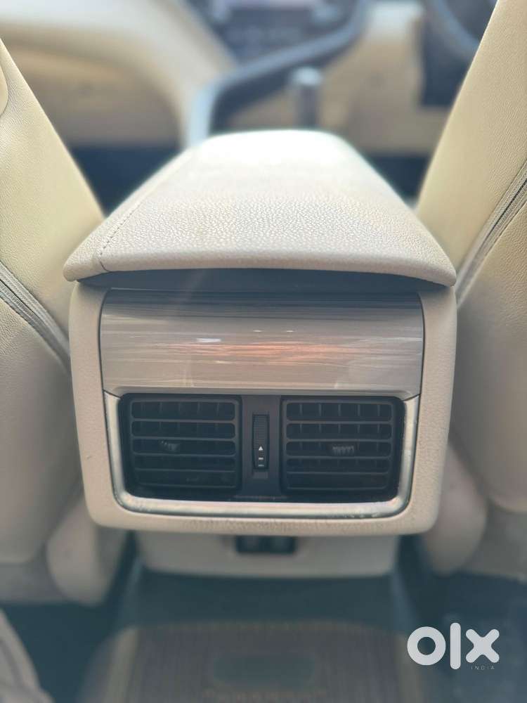 Toyota Camry Hybrid, 2021, Petrol