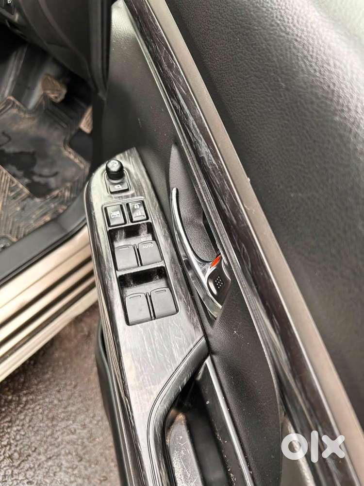 Maruti Suzuki Xl6 Alpha At, 2022, Petrol
