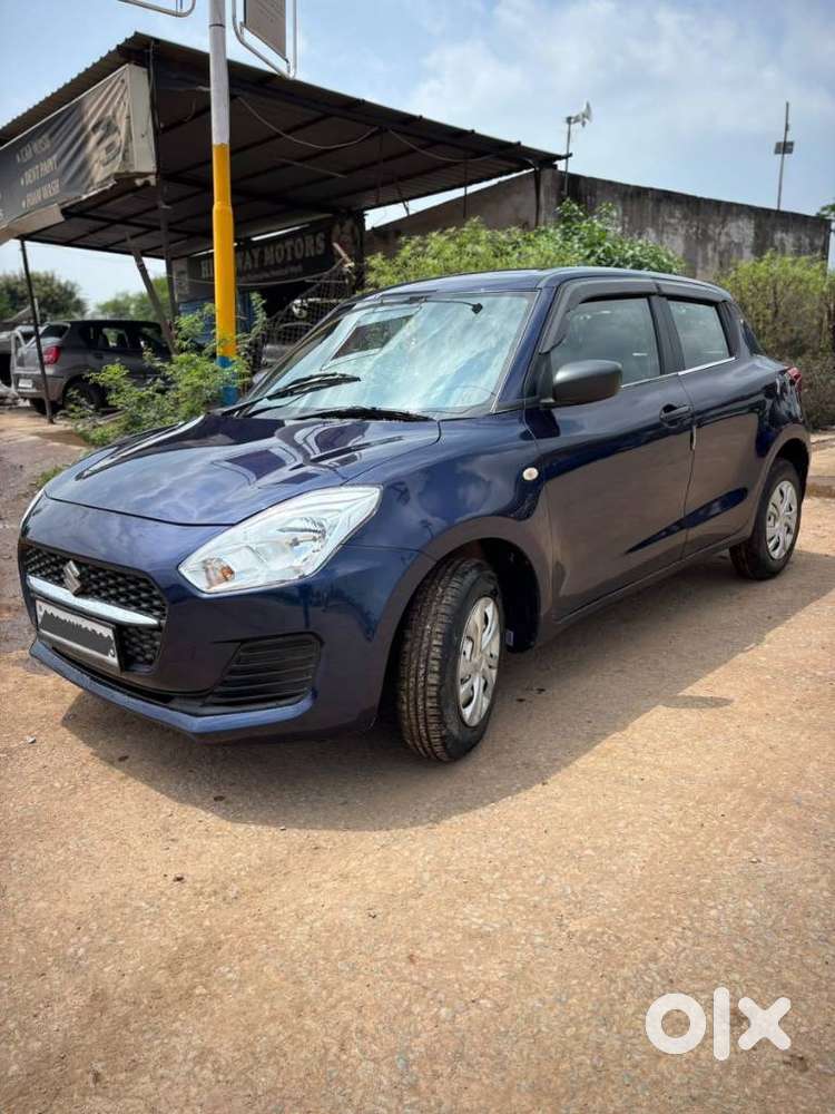 Maruti Suzuki Swift Vvt Lxi, 2021, Petrol