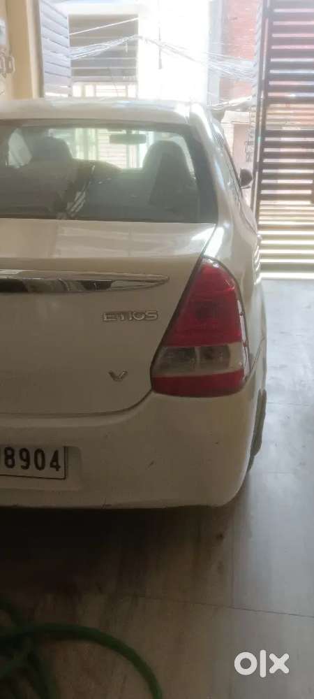 Toyota Etios Model 2011