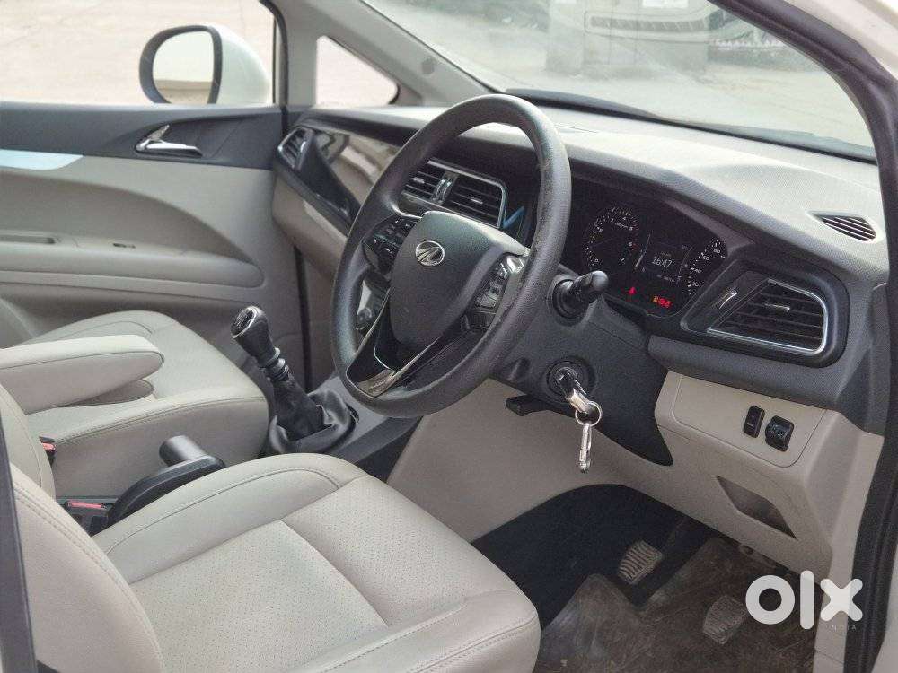 Mahindra Marazzo M8, 2020, Diesel
