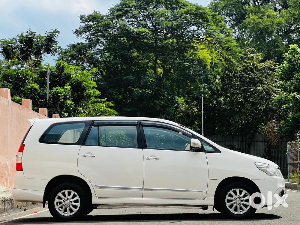 Toyota Innova 2.5 V 7 Str, 2014, Diesel