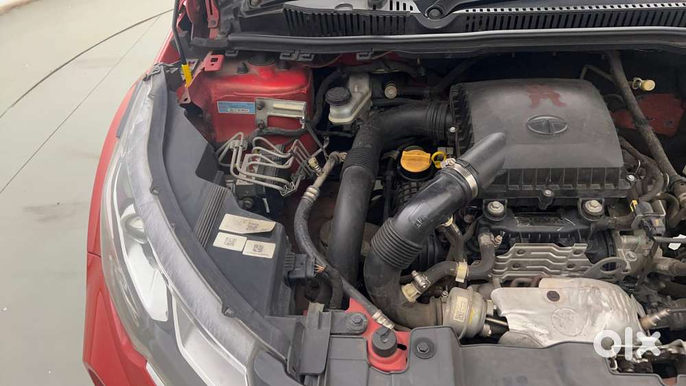 Tata Nexon 1.2 Revotron Xz Plus Dual Tone, 2020, Petrol