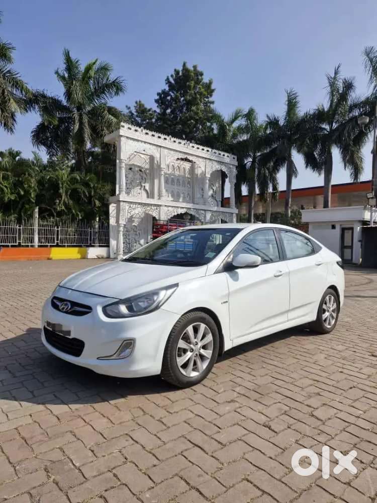 Hyundai Verna Sx 2012