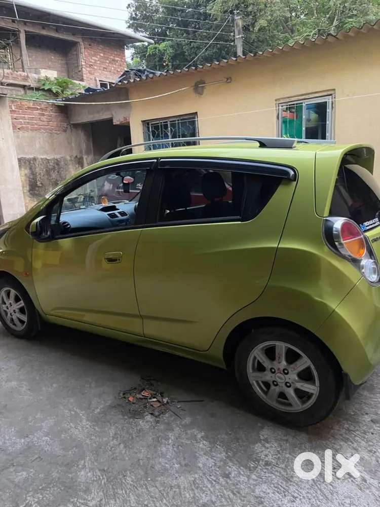 Chevrolet Beat Petrol 2011