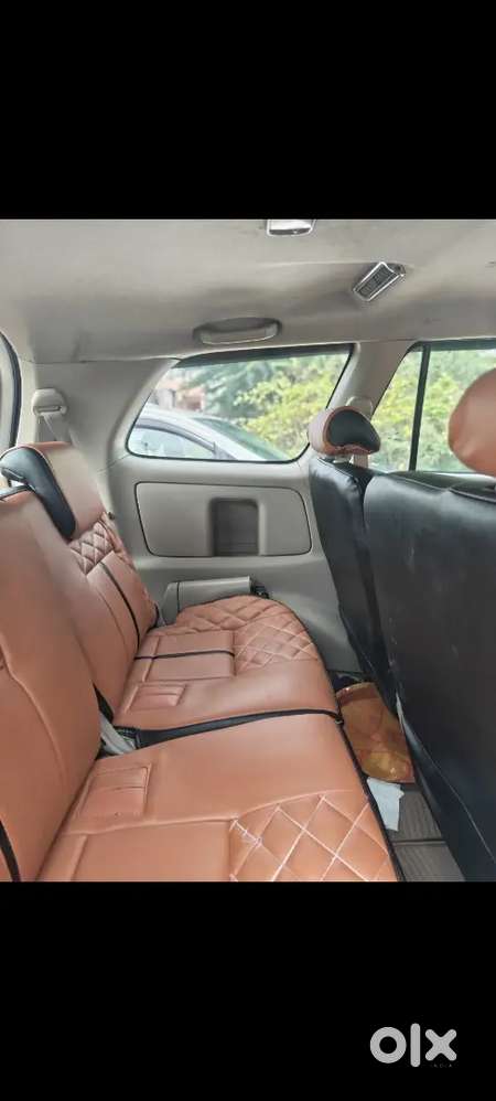 Toyota Innova 2010 Diesel 195000 Km Driven