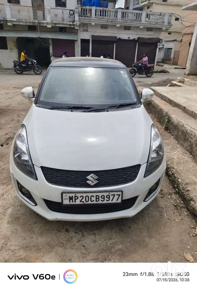 Maruti Suzuki Swift Ddis 2012