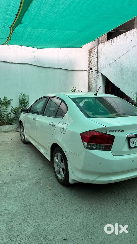 Honda Petrol Car 2011