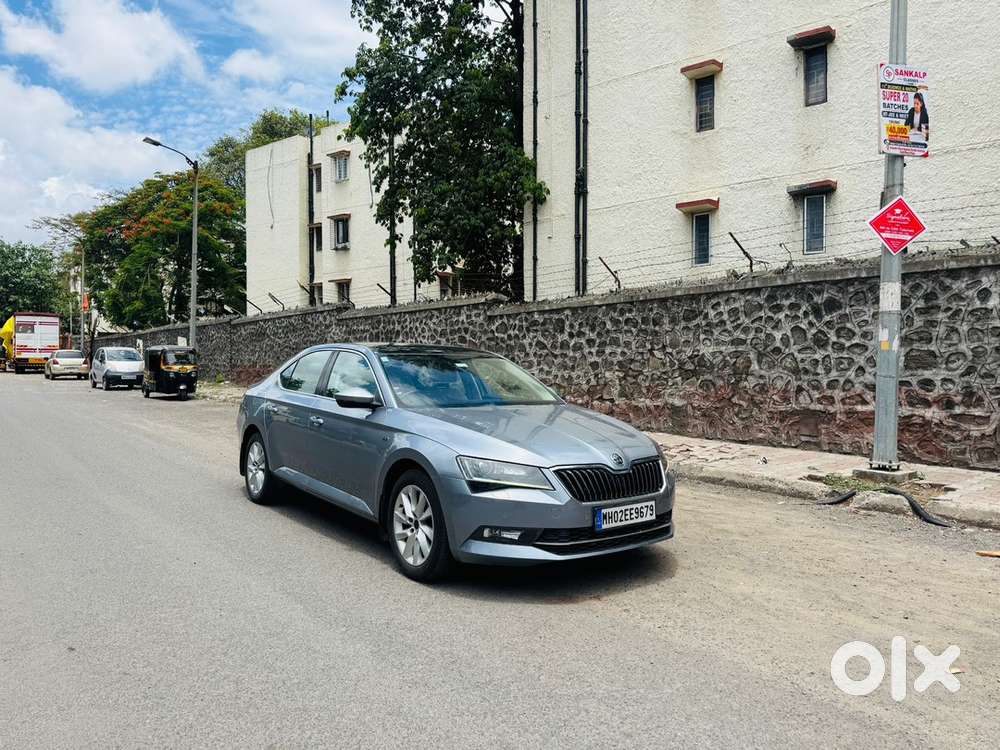 2016 Skoda Superb Petrol